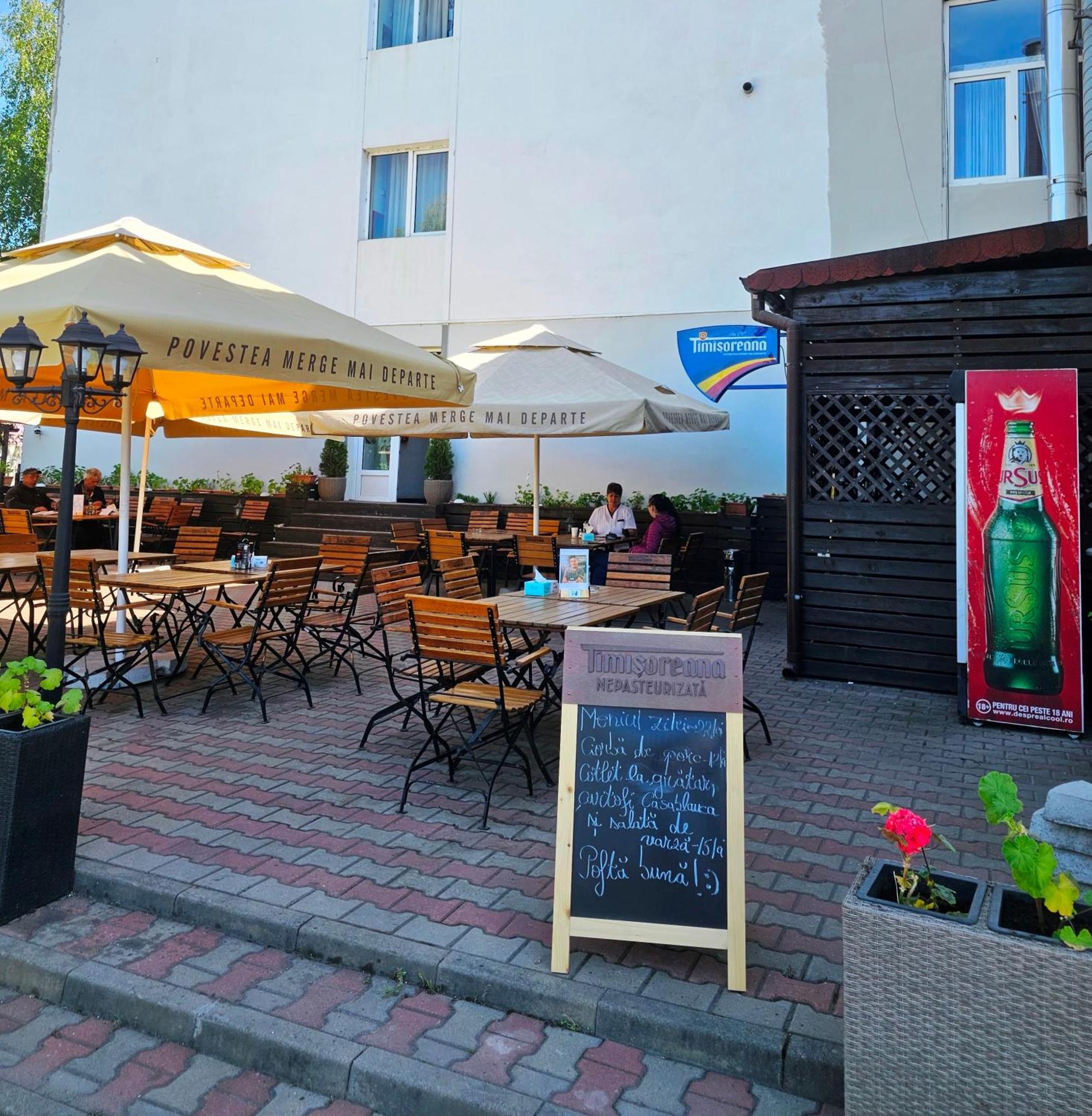 Hostel Casablanca Craiova Exterior foto
